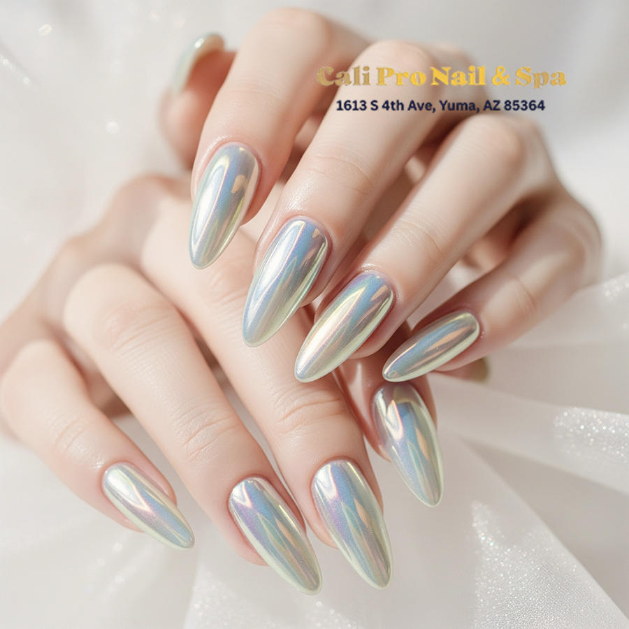 Trendy nail colors